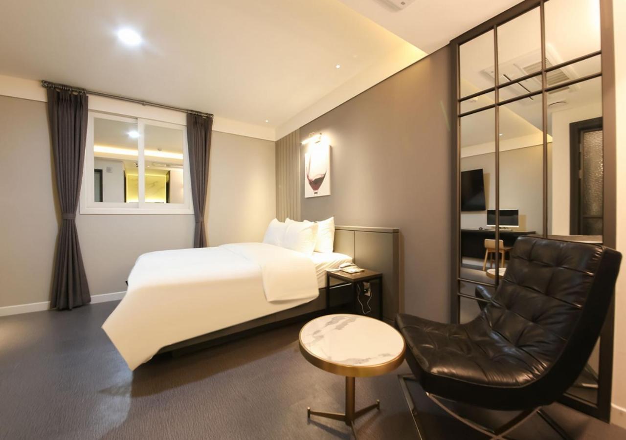 West In Hotel Yeosu Exteriör bild