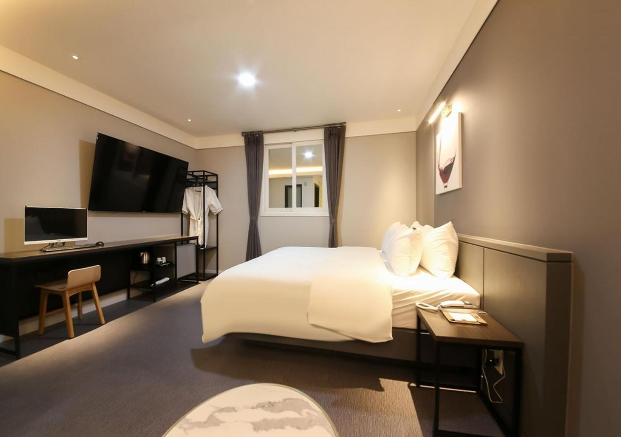 West In Hotel Yeosu Exteriör bild