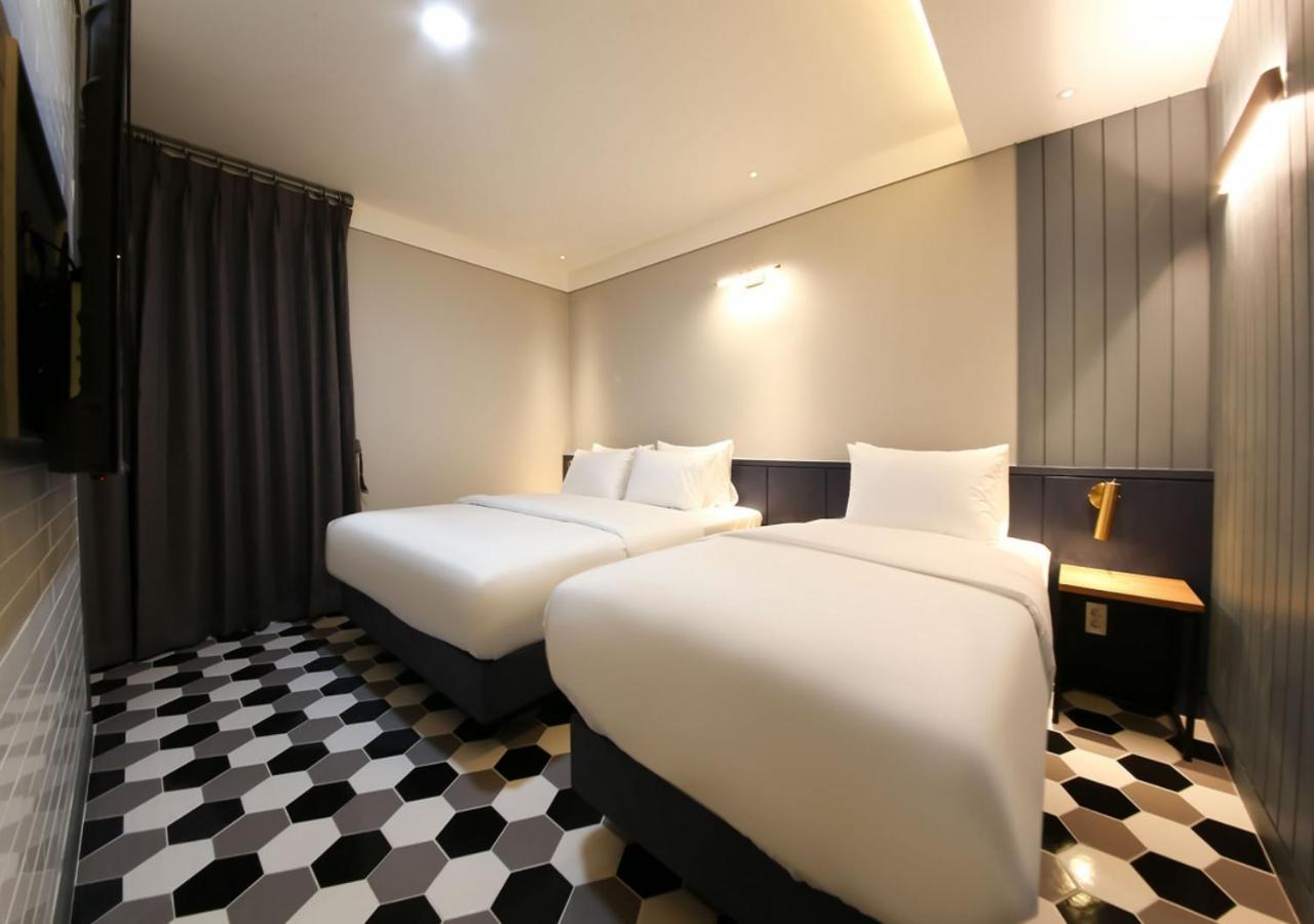 West In Hotel Yeosu Exteriör bild
