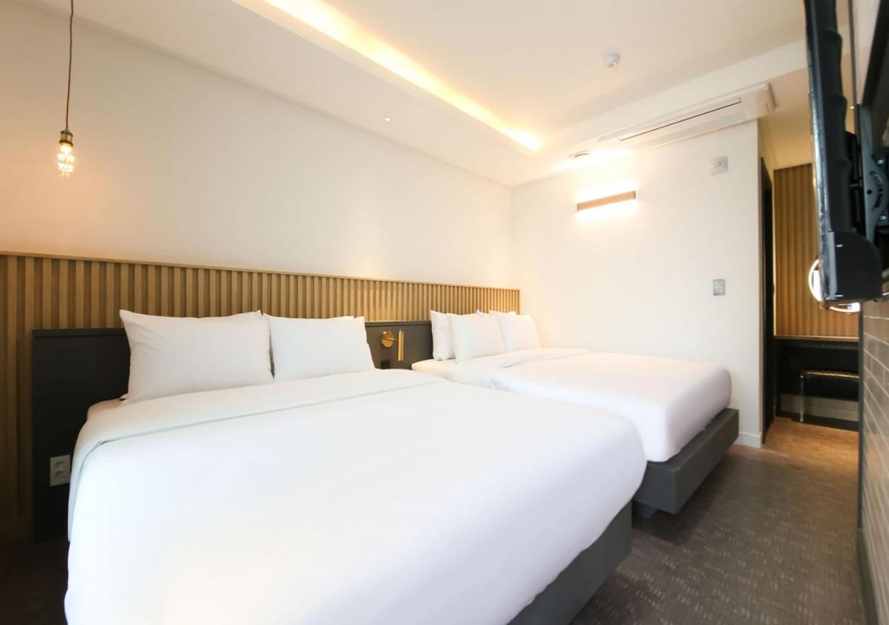 West In Hotel Yeosu Exteriör bild