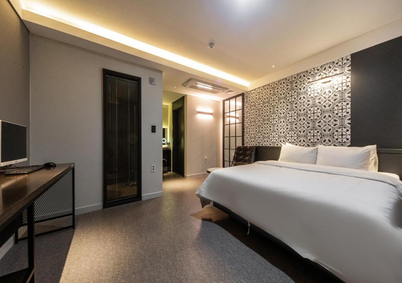 West In Hotel Yeosu Exteriör bild