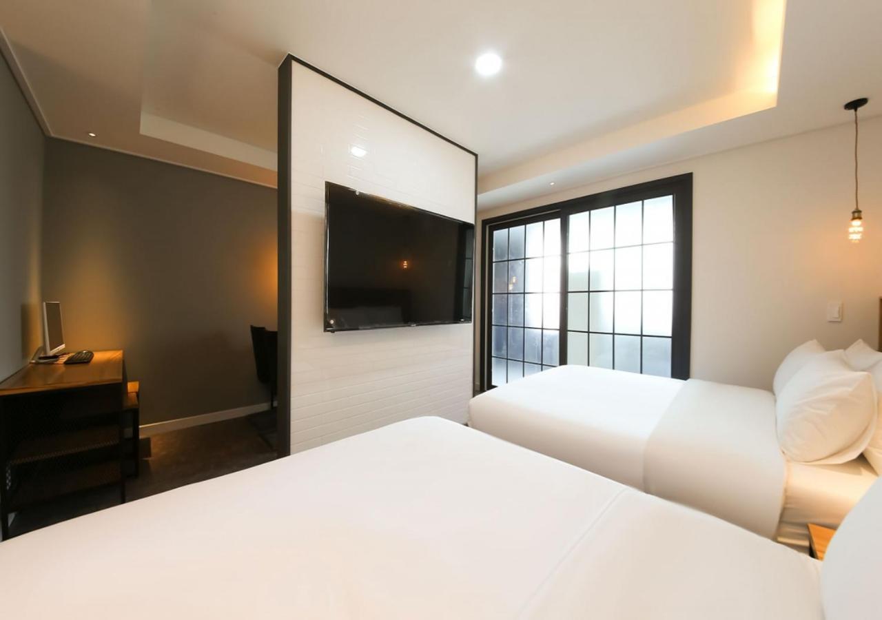 West In Hotel Yeosu Exteriör bild