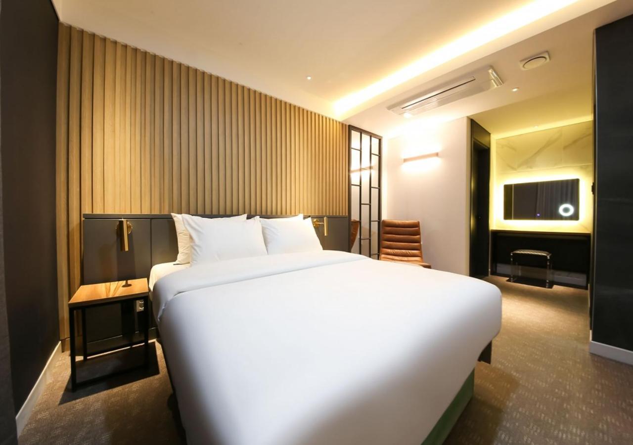 West In Hotel Yeosu Exteriör bild