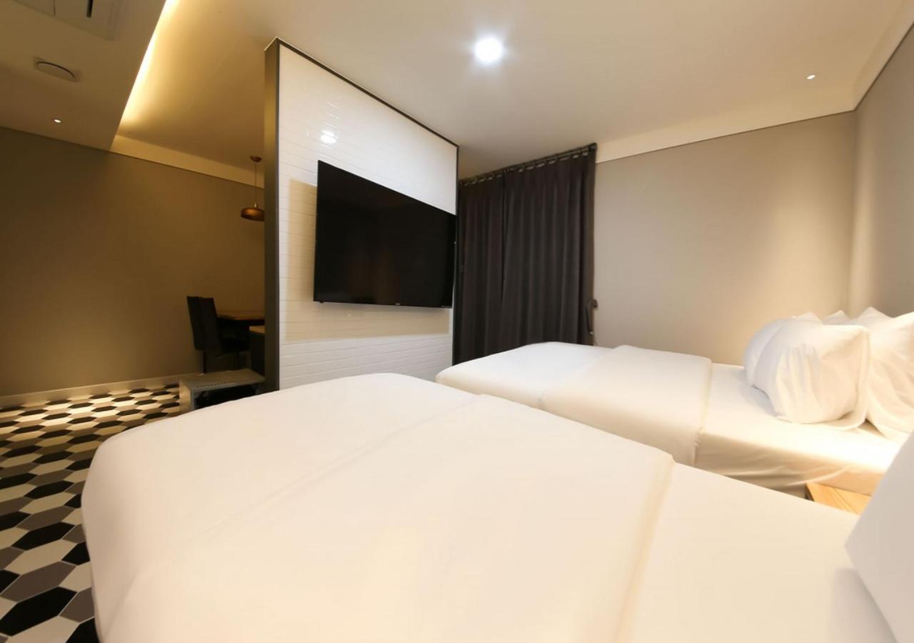West In Hotel Yeosu Exteriör bild