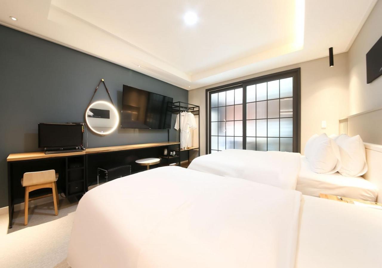 West In Hotel Yeosu Exteriör bild